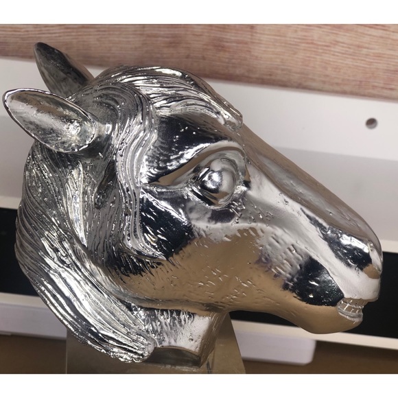 Horse Trophy Head Statue - Picture 9 of 15